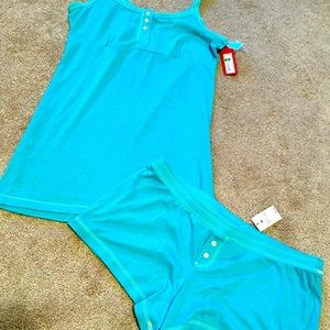 Sleepwear - 2 piece tank and short pajama set